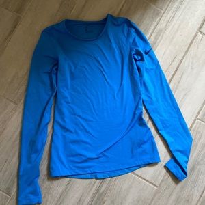 NIKE dri fit Long sleeve